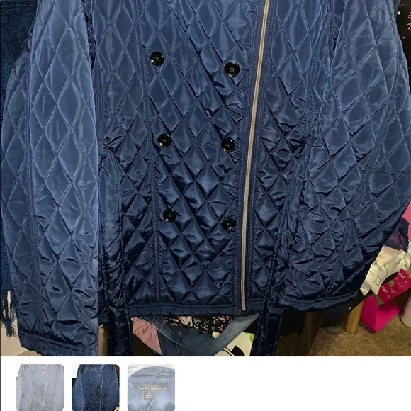 Navy Blue Quilted Coat with belt.. - Picture 3 of 3